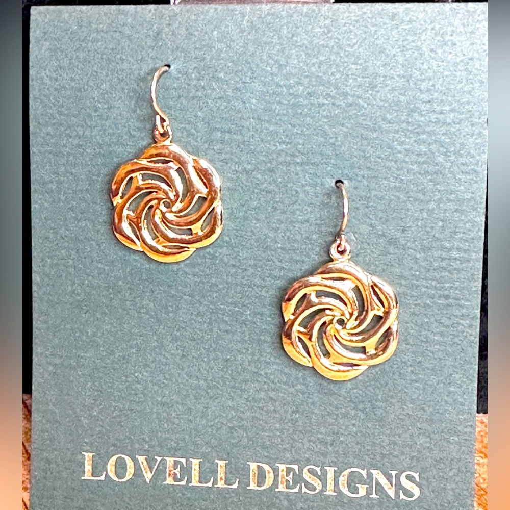 Lovell Designs - Gold Sea Rose Drop Earrings, gold plated, NWT